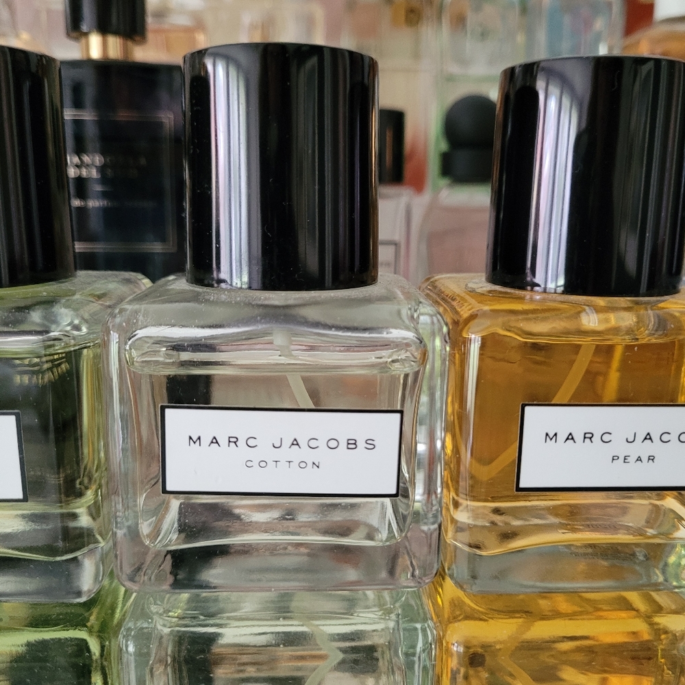 Marc Jacobs Rain Pear Cotton Cucumber Perfume - Picture 4 of 9